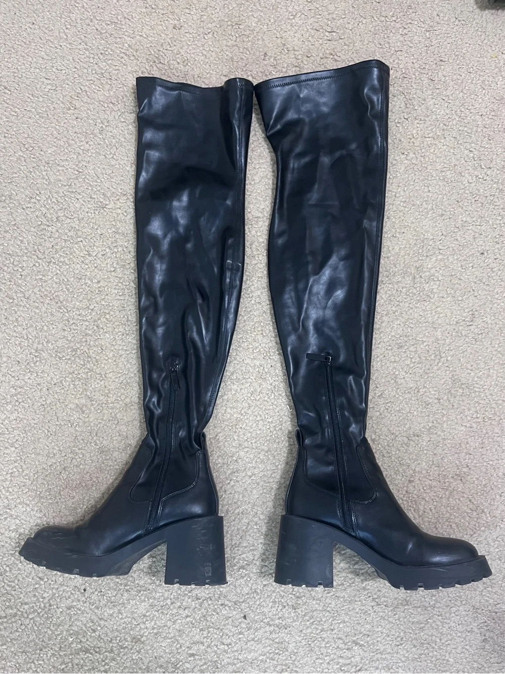 Zara lack over
